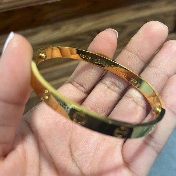 Cartier Gold Bracelet - Picture 4 of 8